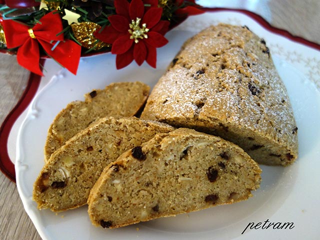 Vánoční chlebíček s čirokovou moukou